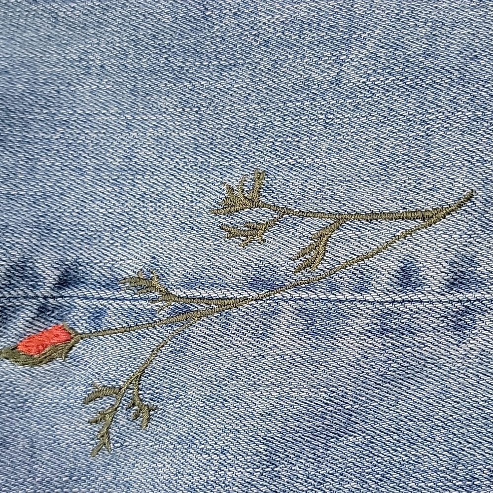 Limited Edition Levi's 721 Blue Jeans with Floral Poppy Embroidery Size 32 EUC - Picture 15 of 16